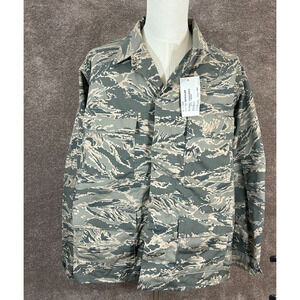 US Air Force Jacket Men 46R = XL Coat Green Tiger Stripe Camo Rip Stop Button Up